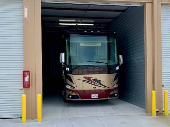 3962F625-DF09-4C59-A3C5-E4FC89589456_1_201_a